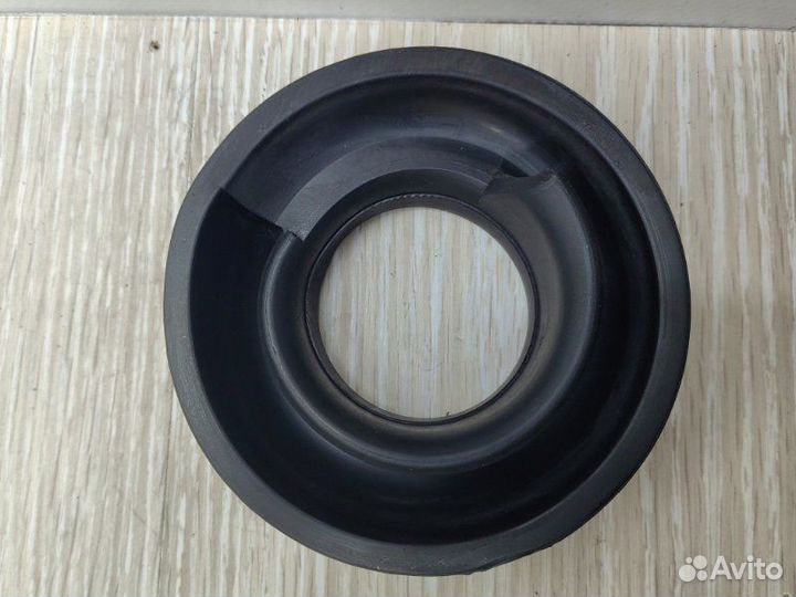 Проставка пружины задняя Bmw 3 F30 N47D20 2013