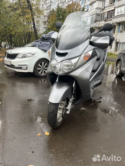 Suzuki SkyWave 400