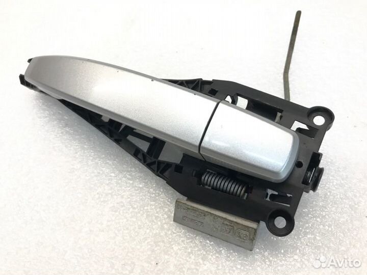 Ручка двери передняя правая Chevrolet Cruze седан