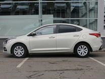 Hyundai Solaris 1.6 AT, 2019, 49 600 км, с пробегом, цена 1 637 000 руб.