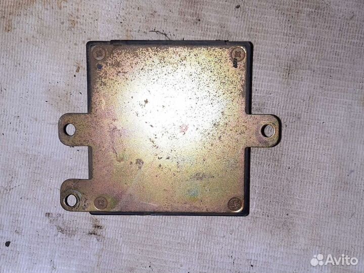 Блок управления мотора печки galant 7