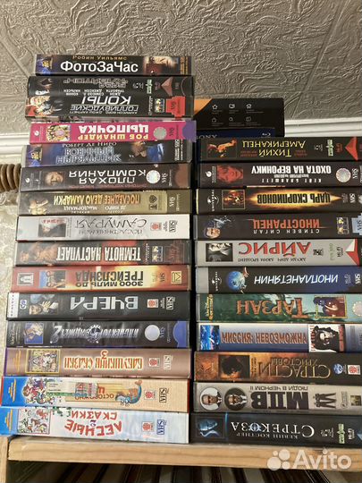 Видеокассеты (VHS) для Ивана