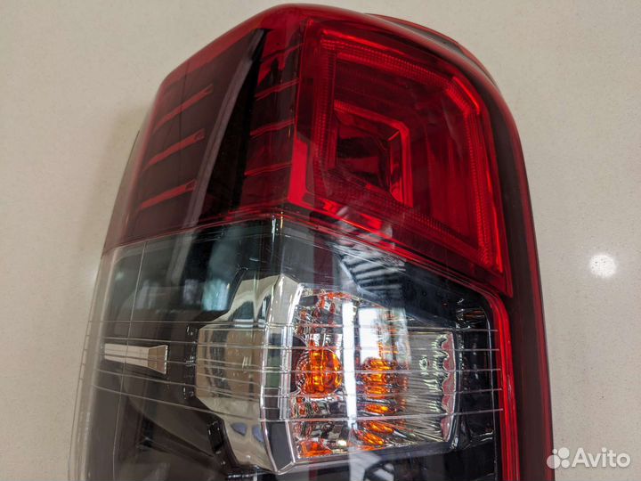 Фонарь задний левый mitsubishi L200 KL1T 2018-нв