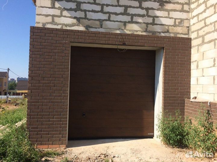 Ворота гаражные подъемные Hormann