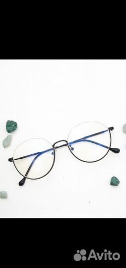 Очки с защитой от телефона и планшета