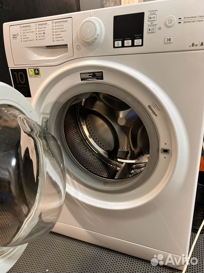 Продам стиральную машину