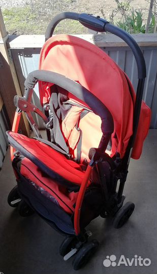 Прогулочная коляска