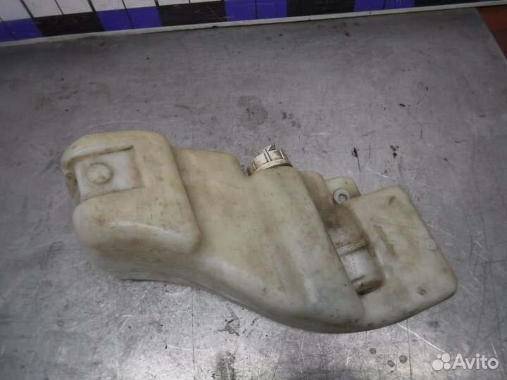 Бачок омывателя Ваз 2112 1.5 16V 2000