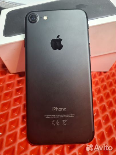 iPhone 7, 128 ГБ