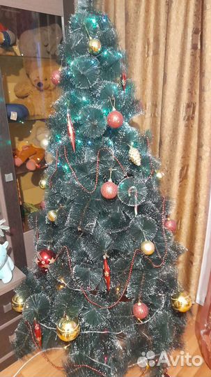 Елка искусственная 210