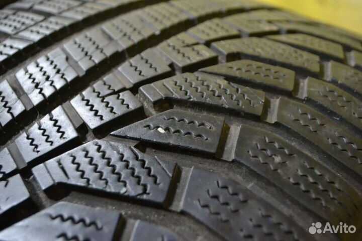 Hankook Winter I'Cept Evo2 W320 245/45 R18