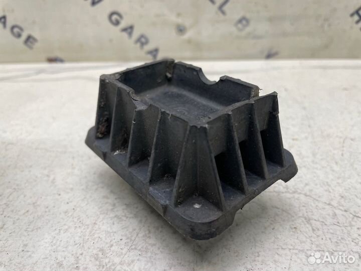 Поддомкратник Bmw E82 E87 E90 E91 F10