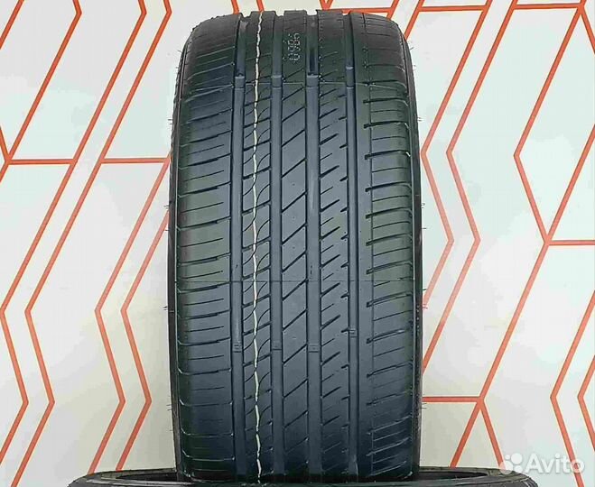 Arivo Ultra ARZ5 275/35 R20 102W