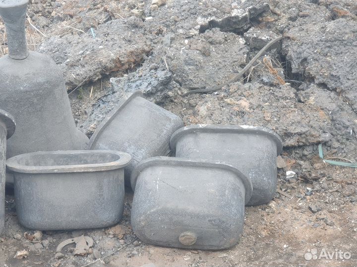 Тигель чугунный