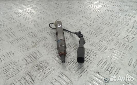 Форсунка управляющая дизельная volkswagen bora 1