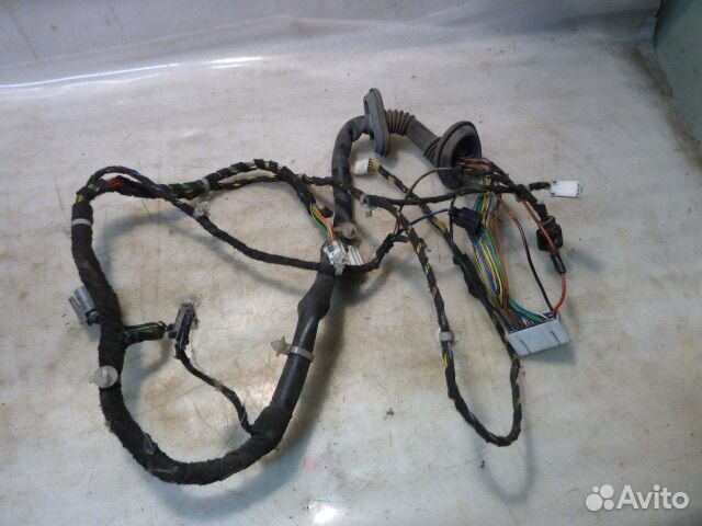 Проводка (коса) mitsubishi space star space star 1998-2004