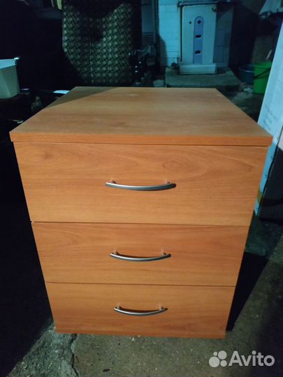 Тумбочка бу
