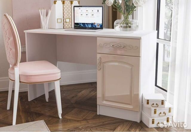 Стол письменный венеция