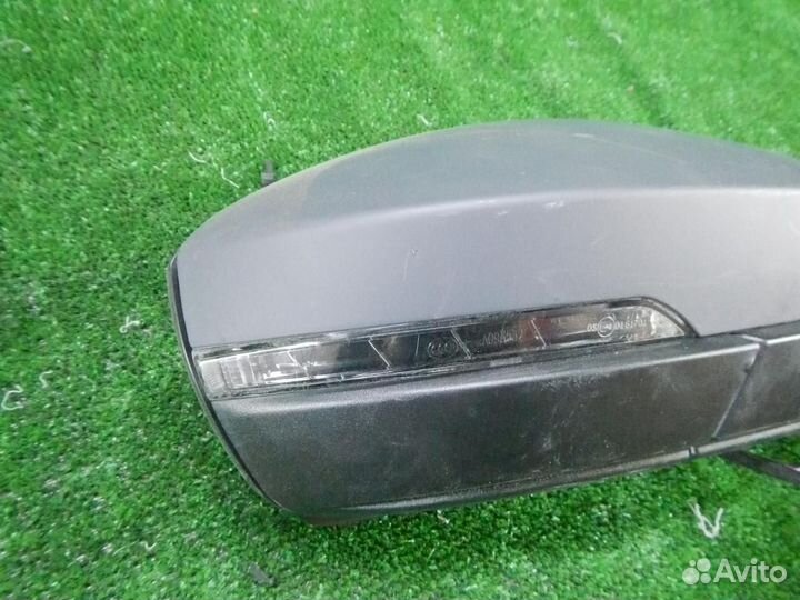 Зеркало правое электрическое Skoda Octavia