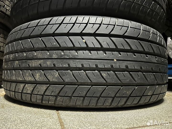 Yokohama S306 215/45 R17