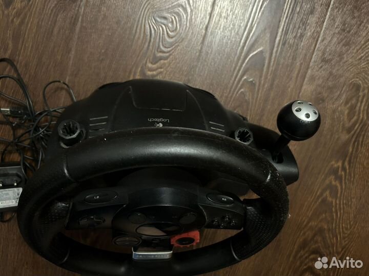 Игровой руль logitech