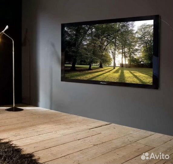 Повесить телевизор на стену,установить кранштейн