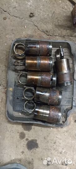 Поршни с гильзами для Kia Carnival 2002-2006 2.5