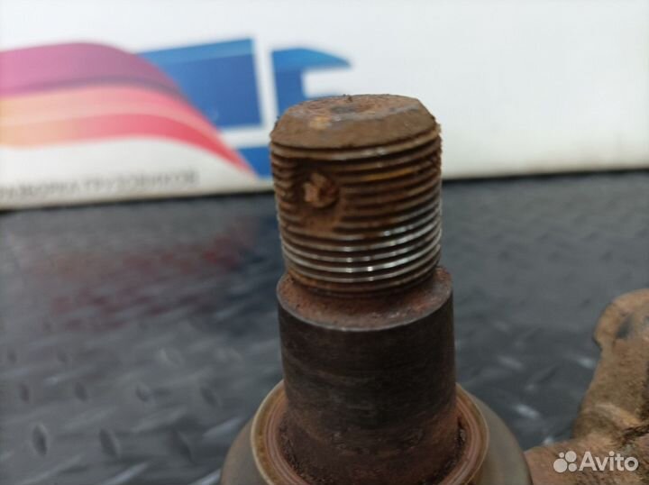 Тяга рулевая продольная