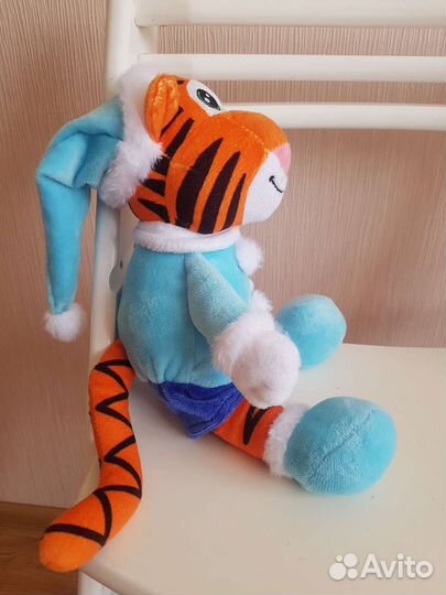 Мягкая игрушка тигренок 30см как новый