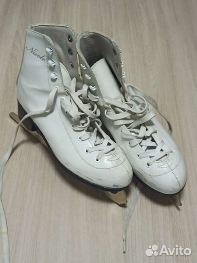 Коньки фигурные женские 38 размер