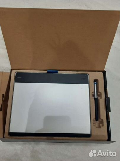 Графический планшет wacom intuos CTH-680 S