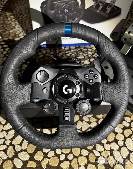 Руль Logitech G923