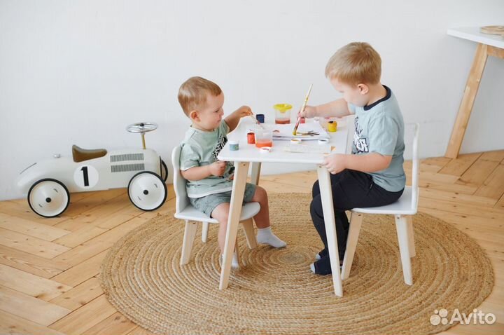 Комплект растущей детской мебели