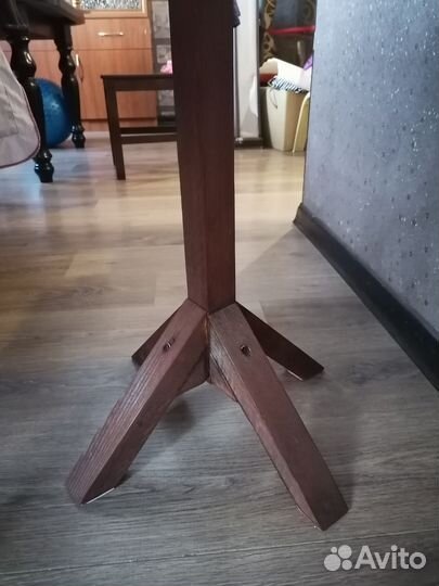 Стойка для проектора