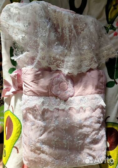 Комплект Конверт и одеялко на выписку для девочки