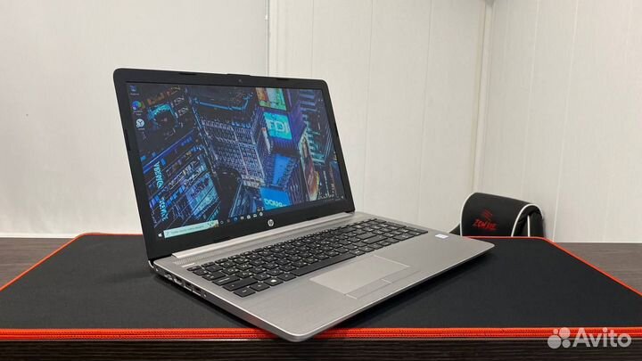 Ноутбук HP 250 G7 - core i3 - 8Gb - 256Gb SSD