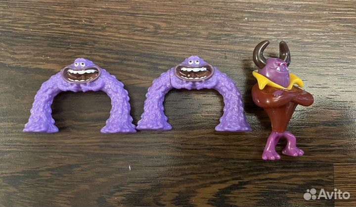 Киндры много разных