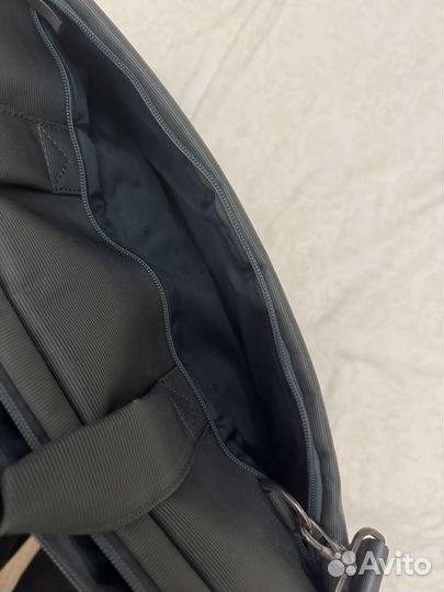 Сумка для ноутбука Rivacase Германия серо-зеленая