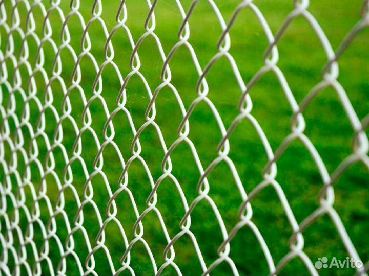 Забор из сетки рабицы