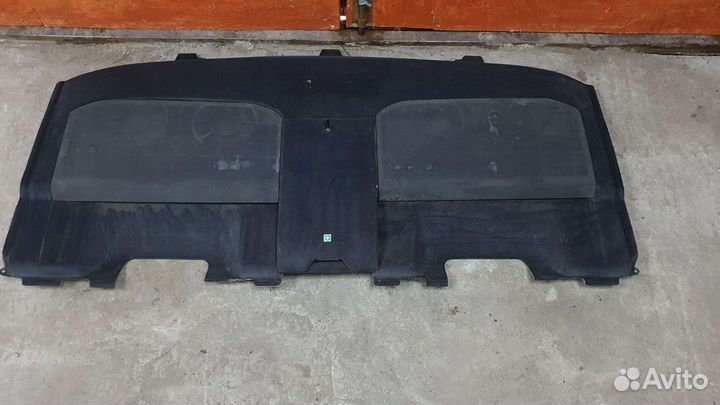 Задняя полка mercedes w140