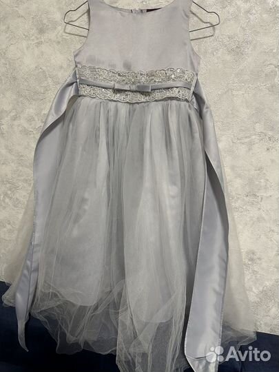 Платье для девочки праздничное
