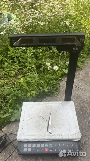 Весы торговые электронные