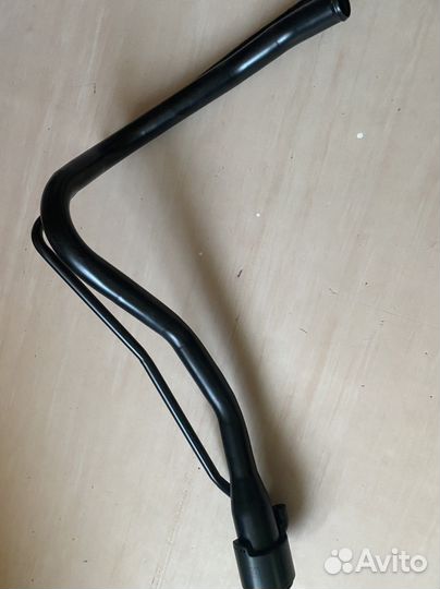 Горловина заливного бака Тойота Камри 40