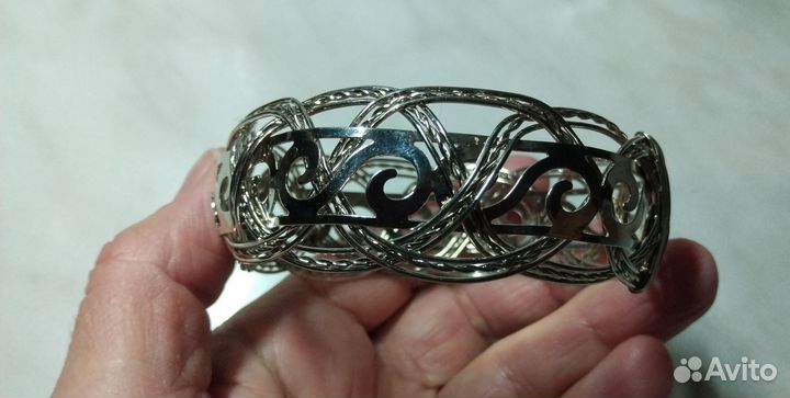 Браслеты, серьги