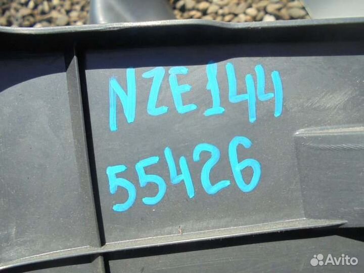 Пластик салона Toyota Corolla Fielder NZE144