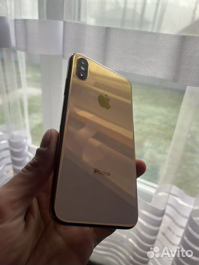 iPhone Xs, 64 ГБ