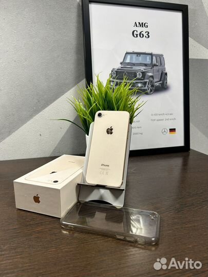 iPhone 8, 64 ГБ