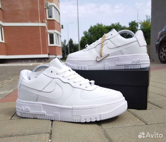 Кроссовки Nike Air Force 1 Pixel