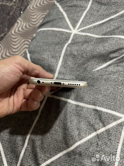 iPhone 6, 64 ГБ