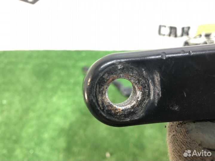 Поводок стеклоочистителя (комплект)